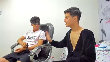 Holdme_Hot webcam model stream image