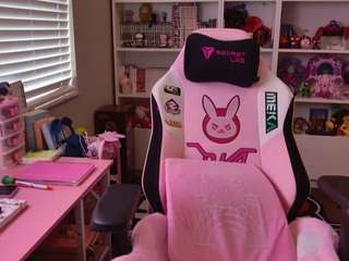 hotpinkcheeto webcam model stream image