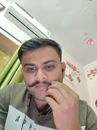 Frvgggghh webcam model stream image