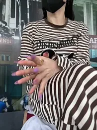 Meii-meyy webcam model stream image