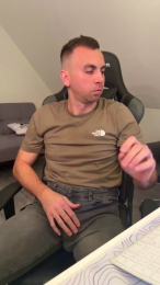 Jeansjunge96 webcam model stream image