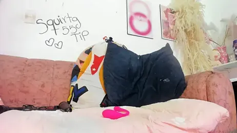 halana_squirts webcam stripchat model stream image