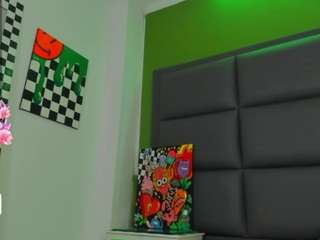 vaiin-sexual webcam model stream image