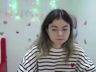 tinaredly webcam model stream image