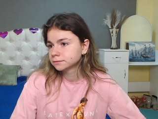 tinaredly webcam model stream image