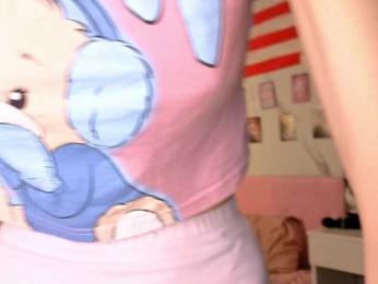 Karolinacream webcam bongacams model stream image