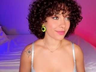 dani-moore webcam model stream image