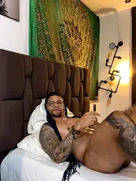 Tomy_maylon webcam model stream image