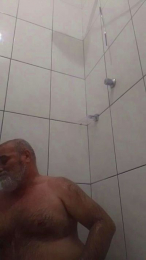 Bearoliverpcd webcam model stream image