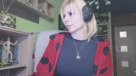 karmija webcam model stream image