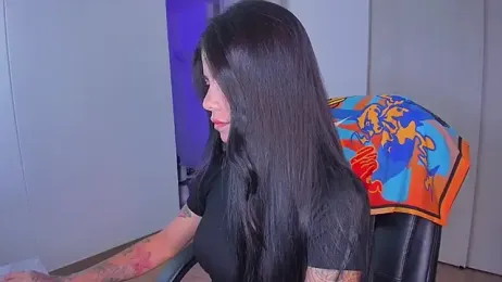 Lisegg_ webcam model stream image