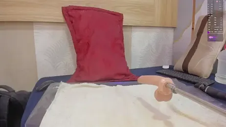 Elif_blond webcam model stream image