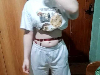 AveryFleurent webcam model stream image