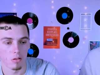 ryan-zen webcam model stream image