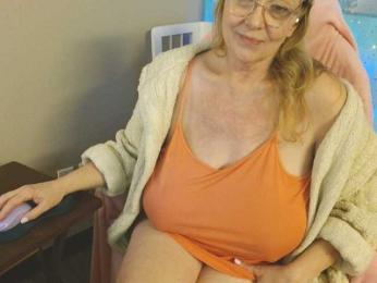 Kallie-Kiss webcam model stream image