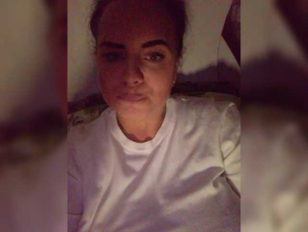 Kattselur17322 webcam bongacams model stream image