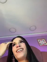 Cattleya_White_ll webcam stripchat model stream image