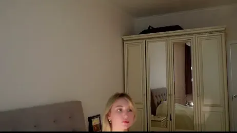 blondy_room webcam model stream image