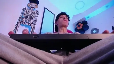 Anhonymus_ webcam model stream image