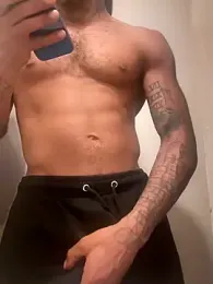 MrMakeH3rSplash webcam model stream image