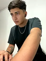 Tavinho067 webcam model stream image