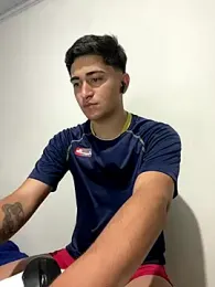 Tavinho067 webcam model stream image