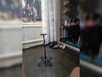 Alinaiadem2025 webcam model stream image