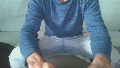 Mons75 webcam model stream image