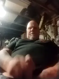 Reddog833 webcam model stream image