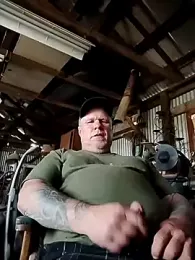 Reddog833 webcam model stream image