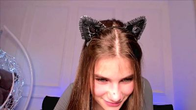 Adrialii webcam model stream image