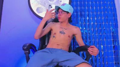 Bennet_Gray webcam model stream image