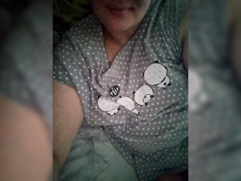 Mia883 webcam model stream image