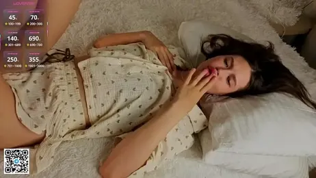 FlairBarns webcam model stream image