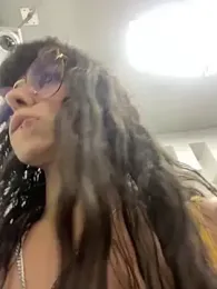 VioletaSubmissive webcam model stream image
