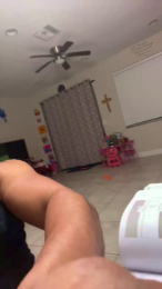 Beachmusclefit webcam model stream image