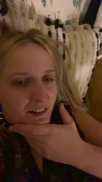 Kelkelly webcam model stream image