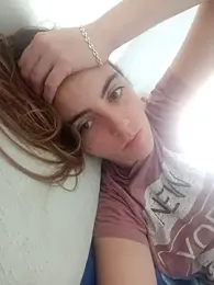 Honeygirl08 webcam model stream image