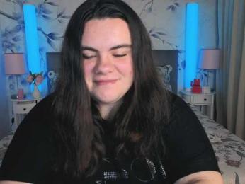 Ukr-Lena webcam model stream image
