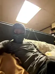 ProveYourLoyalty webcam model stream image