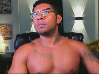 Derek Castle webcam model stream image