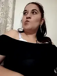 yzabell18 webcam model stream image