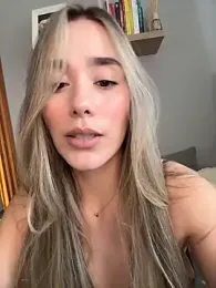 FridaKlein webcam stripchat model stream image