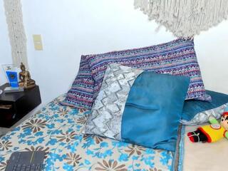 Aaron Bain webcam model stream image