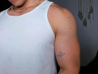 Aaron Bain webcam flirt4free model stream image