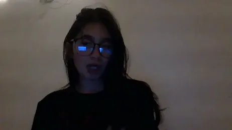 Zui_Luh webcam stripchat model stream image