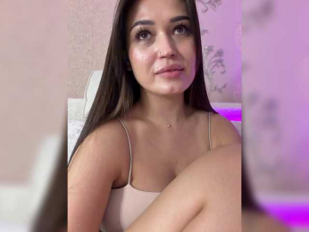 Anutka-chocolatee webcam model stream image