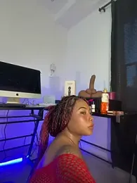 kkellysmith webcam stripchat model stream image