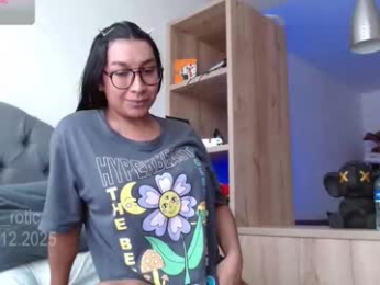 em_rotic webcam model stream image