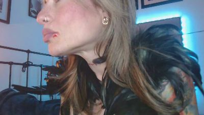 Juicy_lucy_226 webcam model stream image